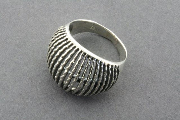 Anemone signet ring - sterling silver - Makers & Providers