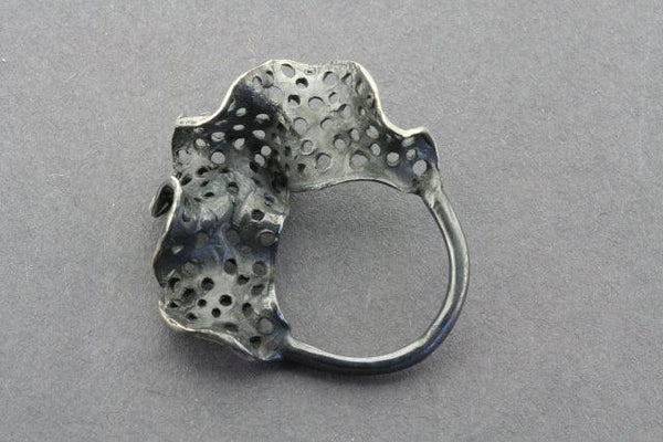 ox lace frill ring - sterling silver