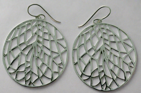 oval web earring - Makers & Providers