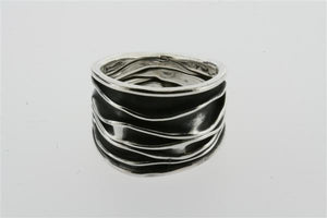 oxidized creased ring - sterling silver - Makers & Providers