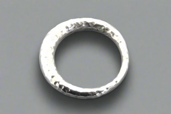 tapering tubular ring - hammered sterling silver - Makers & Providers