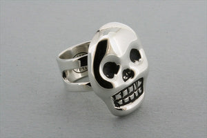 skull mask ring - Makers & Providers