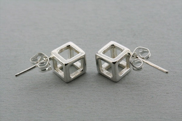 small cube stud - Makers & Providers
