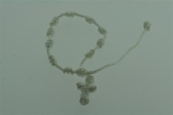 string rosario bracelet - white - Makers & Providers
