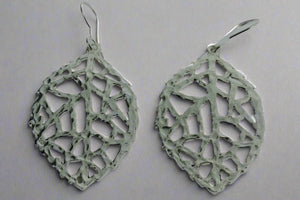 textured gap leaf earring - Makers & Providers