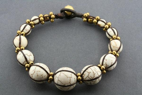 ball bead bracelet - white - Makers & Providers