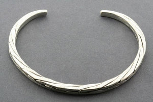rec edge plaited cuff - pure silver - Makers & Providers