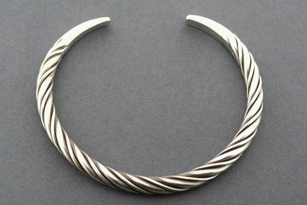 Spiral twist cuff - pure silver - Makers & Providers