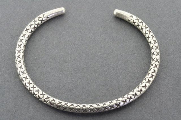 x detail cuff - pure silver - Makers & Providers