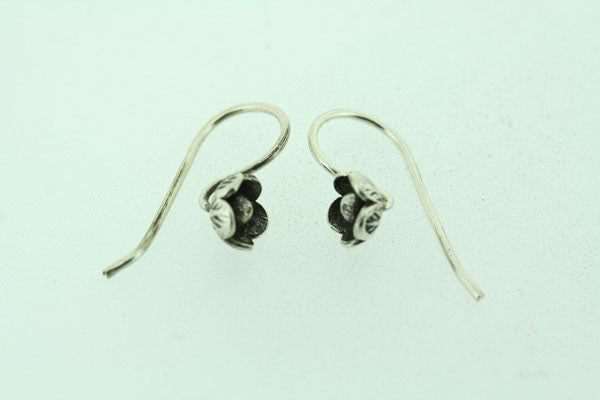 verbena hook earring - Makers & Providers