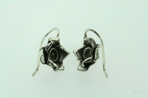small sharp flower hook earring - Makers & Providers
