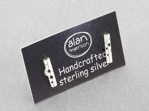 cutout circles tube stud - Makers & Providers