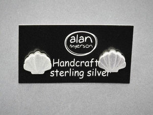 Seashell stud - sterling silver - Makers & Providers