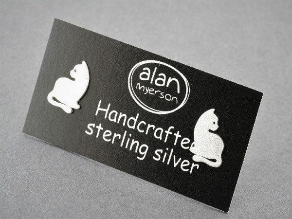 sitting cat stud - sterling silver - Makers & Providers