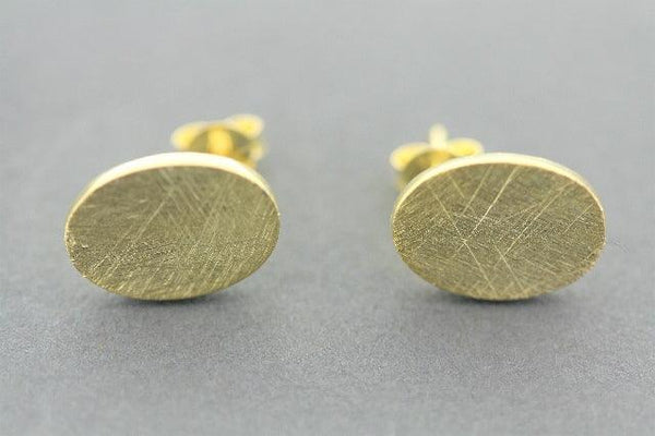 Scratched disc oval stud - 22Kt gold over silver