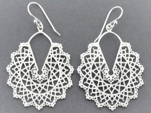 Binche lace fan earring - Makers & Providers