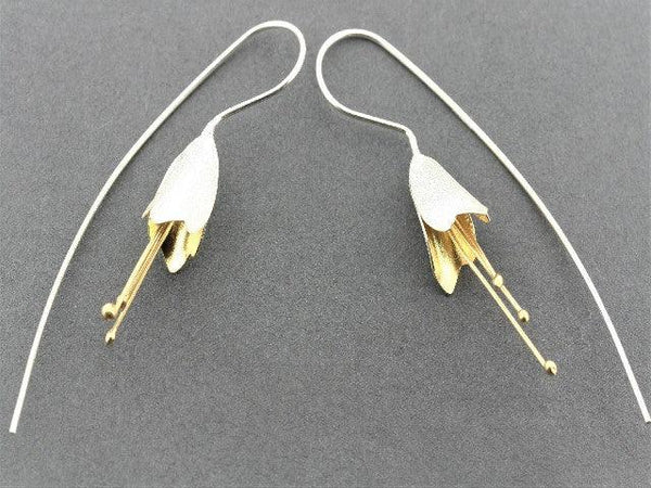 Angels trumpet flower earring - 22 Kt gold over silver - Makers & Providers
