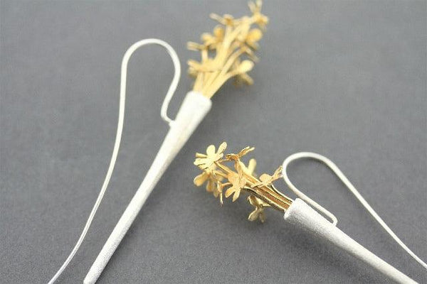 Ikebana earrings - - 22Kt gold over silver - Makers & Providers