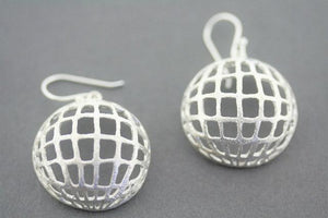 Globe drop earring - silver - Makers & Providers