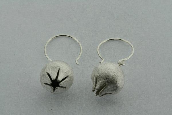 blueberry earring - Makers & Providers