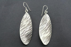twister stripe earring - pure silver - Makers & Providers