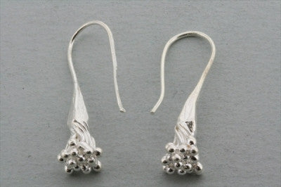 berry hook earring - pure silver