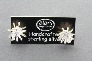 spikey stud - Makers & Providers