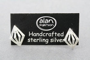 cutout diamond stud - Makers & Providers