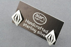 cutout diamond stud - Makers & Providers