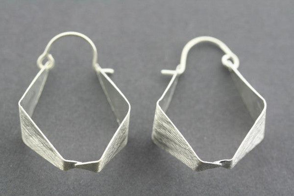 angled basket hoop - Makers & Providers