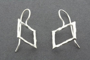 square earring - Makers & Providers