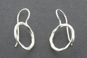 Circle earring - sterling silver - Makers & Providers