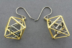 2 x double pyramid earring - gold plated & oxidized - Makers & Providers
