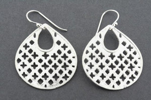 Royal earring - Makers & Providers
