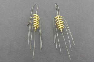 oxidized & gold plated wheat earring - Makers & Providers
