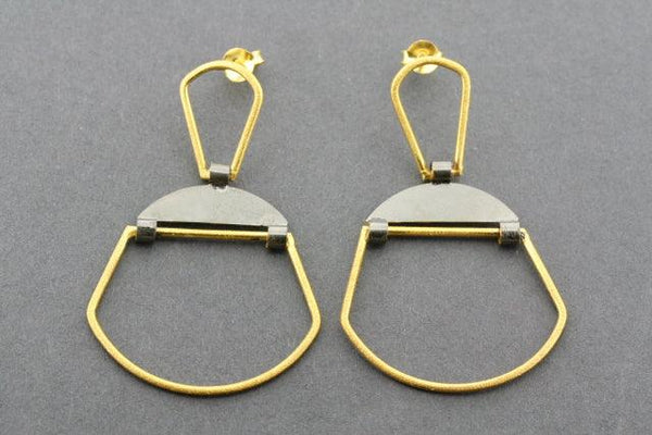 gold plated & Oxidized hinge deco earring - Makers & Providers