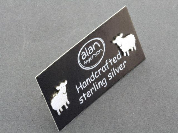 Woolley lamb stud - Makers & Providers