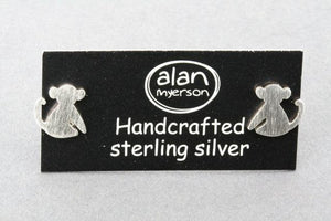 Squirrel monkey stud - Makers & Providers