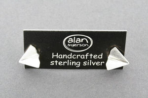 paper plane stud - Makers & Providers