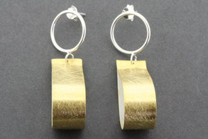 teardrop ribbon earring - gold plated - Makers & Providers