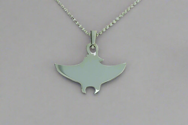 large stingray necklace - Makers & Providers