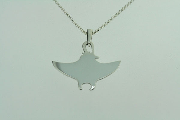 large stingray necklace - Makers & Providers