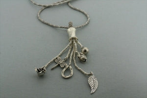 6 charm pendant necklace on a 70 cm chain - Makers & Providers