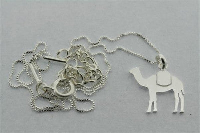 little camel necklace - Makers & Providers