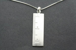 measure necklace - Makers & Providers