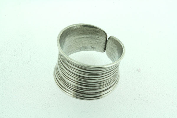 curved open lined band - Makers & Providers