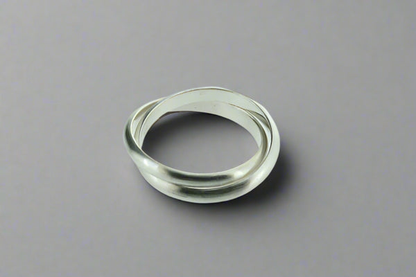 Two Intertwined Sterling Silver Curved Russian Ring - Makers & Providers