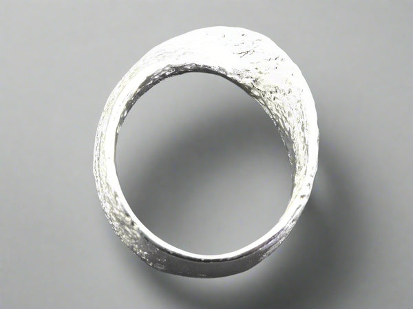Twisted & textured band - Makers & Providers