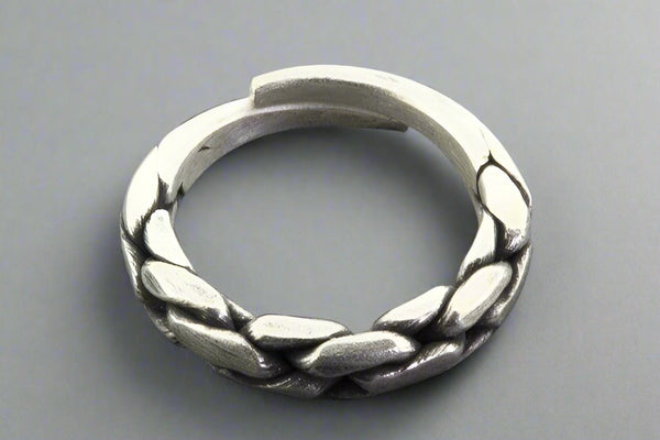 stretched rope ring - adjustable - Makers & Providers