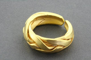 plaited ring - gold plated - Makers & Providers